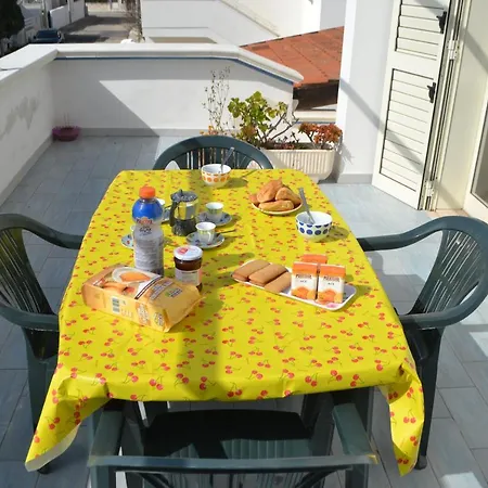 Holiday home With Terrace And Garden; Parking Available San Foca